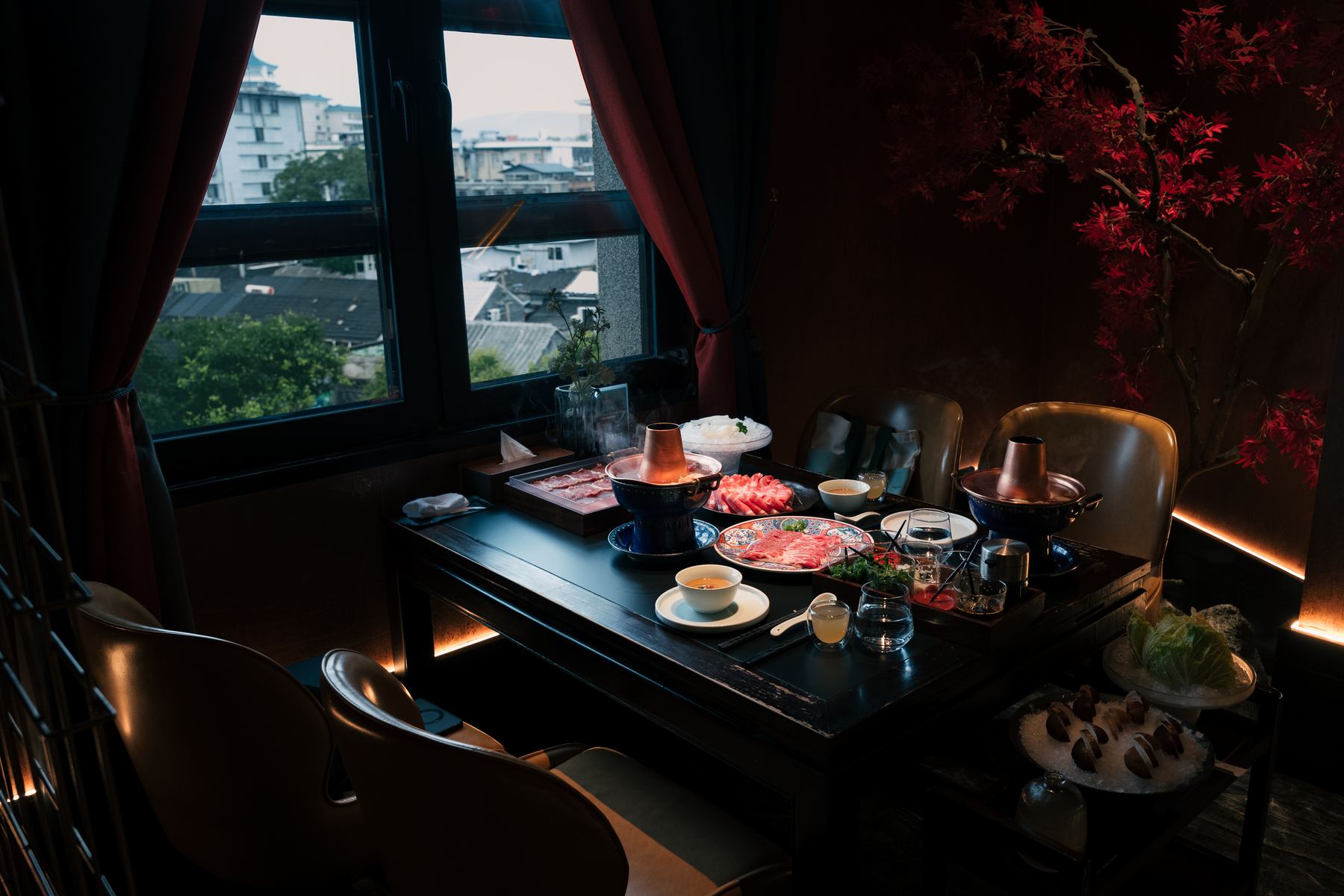 Photograph A7V02132 by Max Du